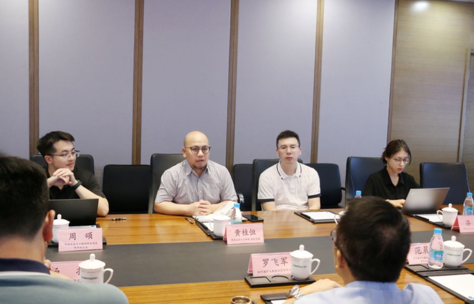 杭州城市大数据公司总裁罗飞军带队莅临布瑞克农业互联网参观考察