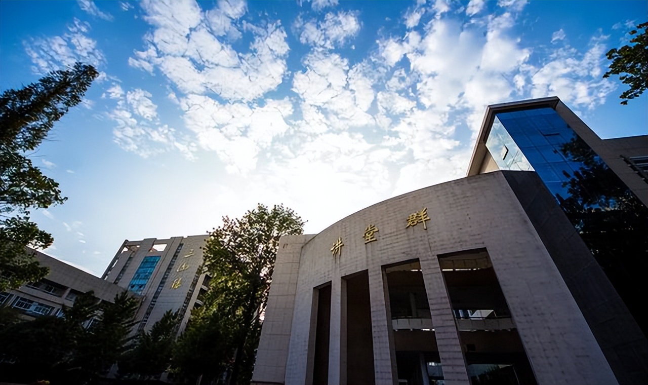 江苏大学属于211还是985,江苏大学不是211为啥排名靠前