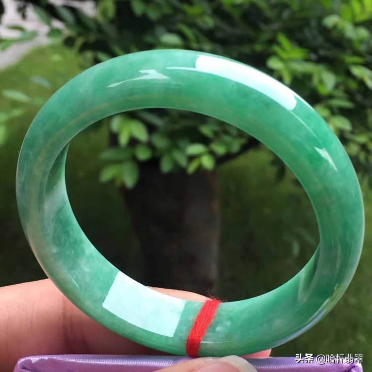 豆种翡翠地摊货,翡翠豆种最便宜吗