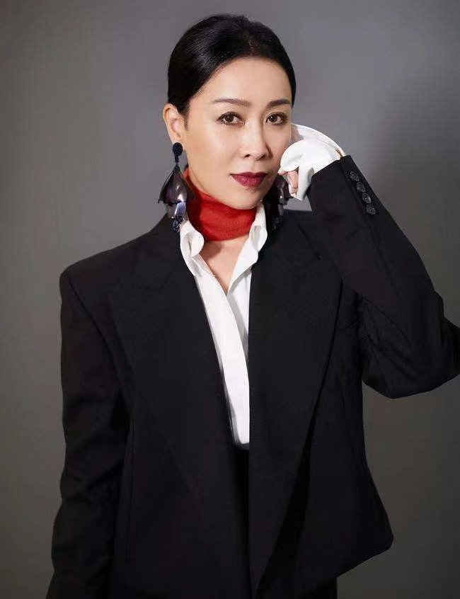 好男人孟桐,那英和孟桐牵手视频