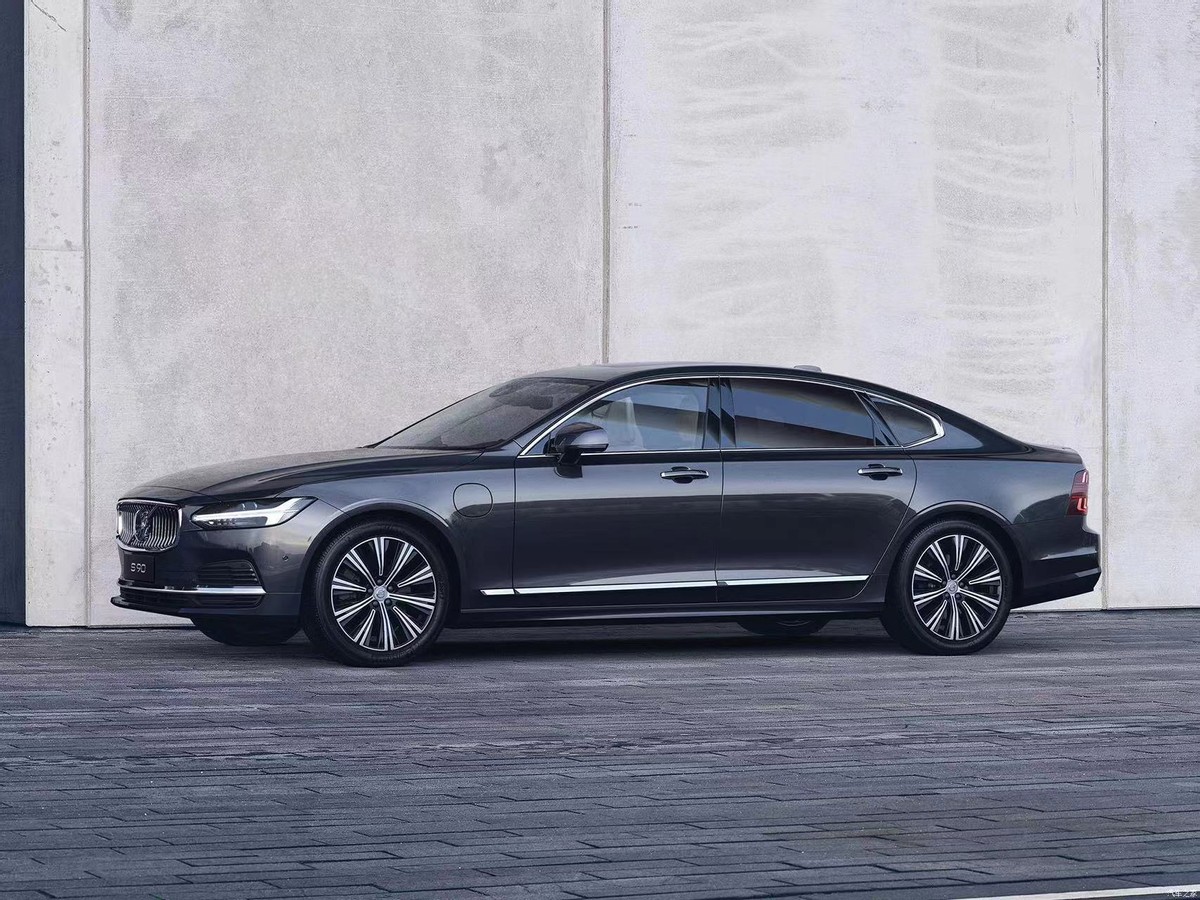 40岁开上这7款车才叫成功,40岁能开上这11款车就不差了