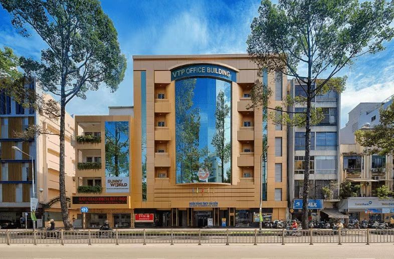 捐款5.7亿的越南华人女首富，为何突然被捕？为何会惊动李嘉诚？