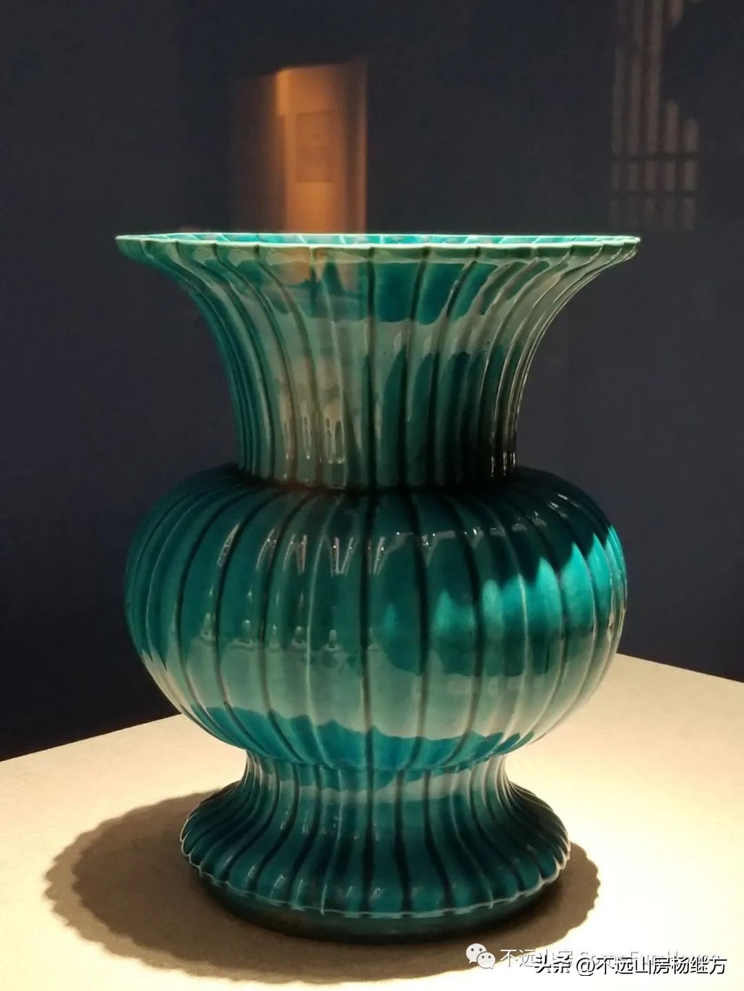 雍正黄色釉瓷器图,清代雍正朝粉青釉瓷器鉴赏