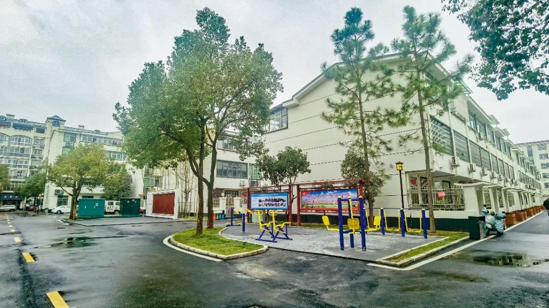 奋力开启新时代高质量发展新征程,改革开放再出发砥砺奋进新时代