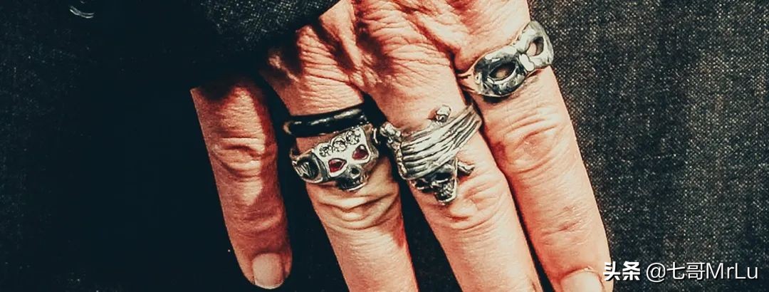 男人戒指：权力有多大，我就有多美