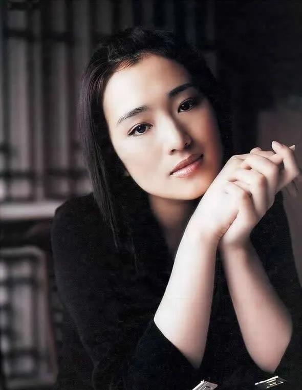 张艺谋巩俐婚姻状况,巩俐和张艺谋恋情的第八年