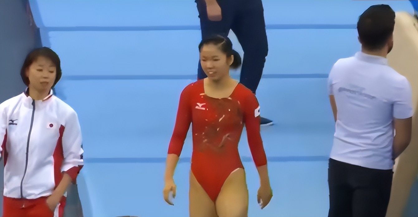 日本队太猖狂！中国小将林倩麒失误被疯狂嘲笑，刘灵玲扛起大旗