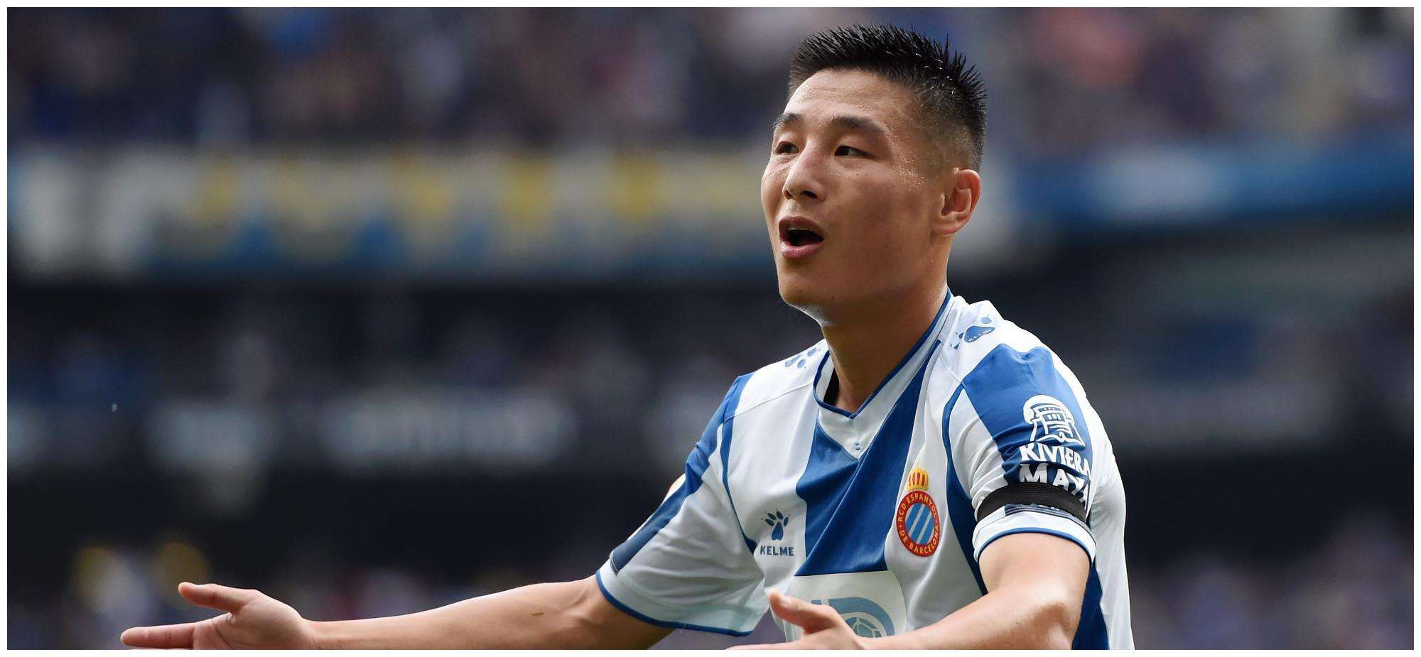 人民日报评中国足球现状,中国国足与日本足球差距的原因