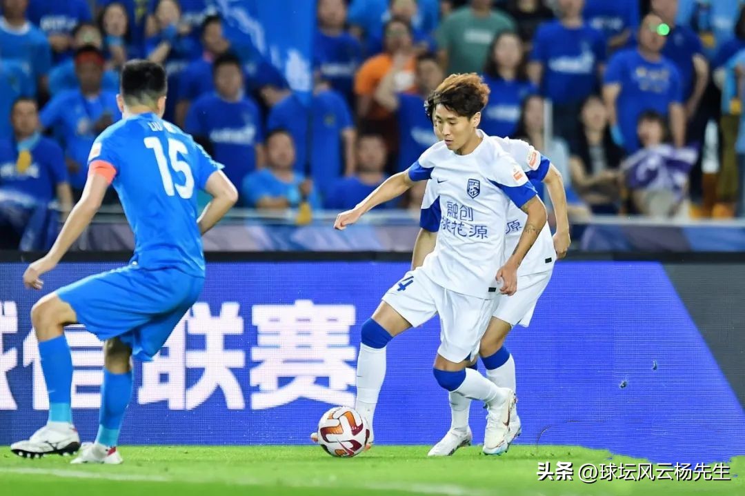 韦世豪陶强龙交换球衣,韦世豪黄紫昌陶强龙