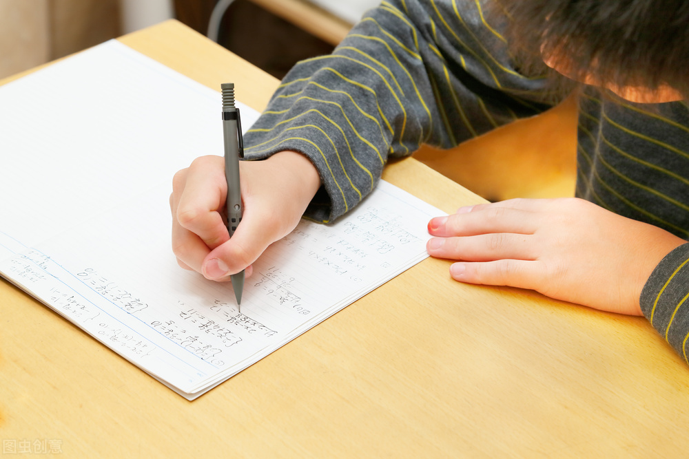 「于宴*队军**文职」月入9k+六险,*队军**文职真是人间理想啊