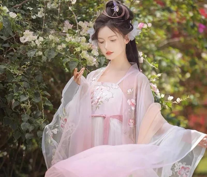 男主心如止水的小说,男主温润如玉实则腹黑的古言