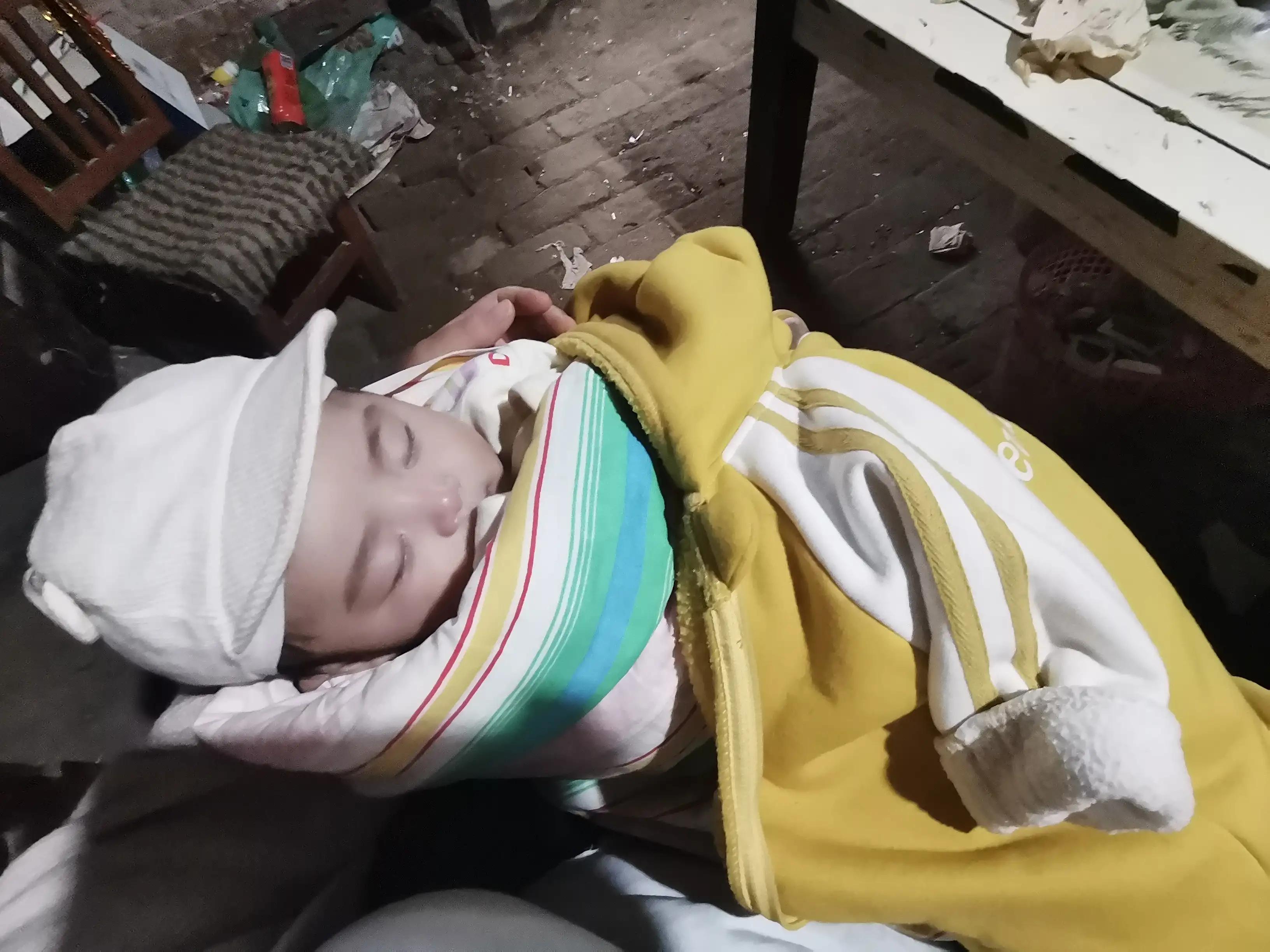 孩子吓着了，就这样做