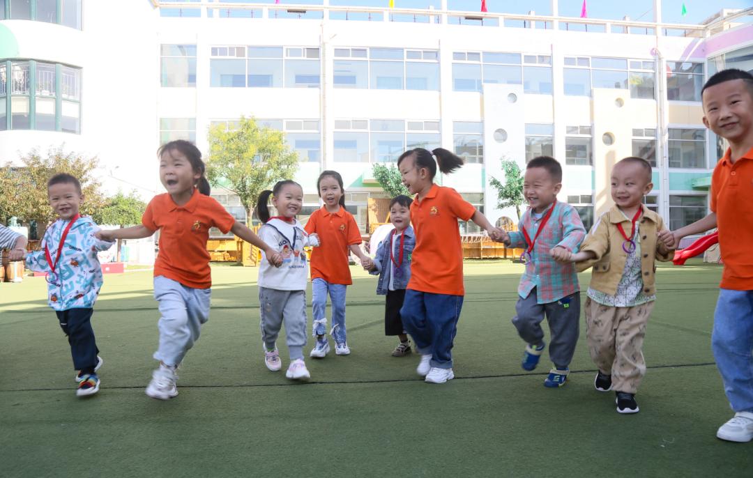 秋光如岁邂逅一场欢喜——临猗县直一园开学季