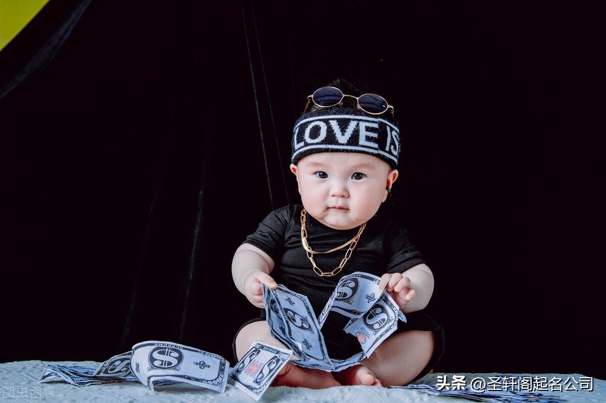 男孩名字前程似锦步步高升,起男孩前程似锦的名字