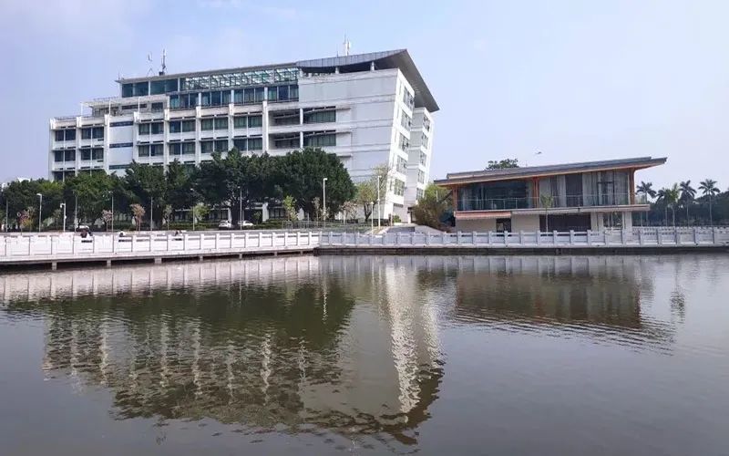 速看近百所高校预估分数线来了,广东2022各院校录取排名