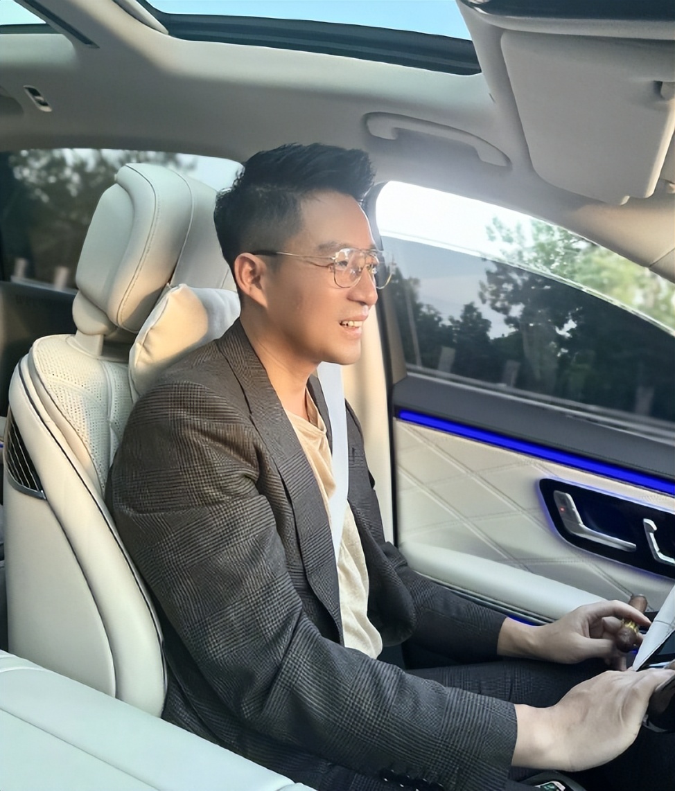 具俊晔大s谈汪小菲,台媒爆料具俊晔开汪小菲的车