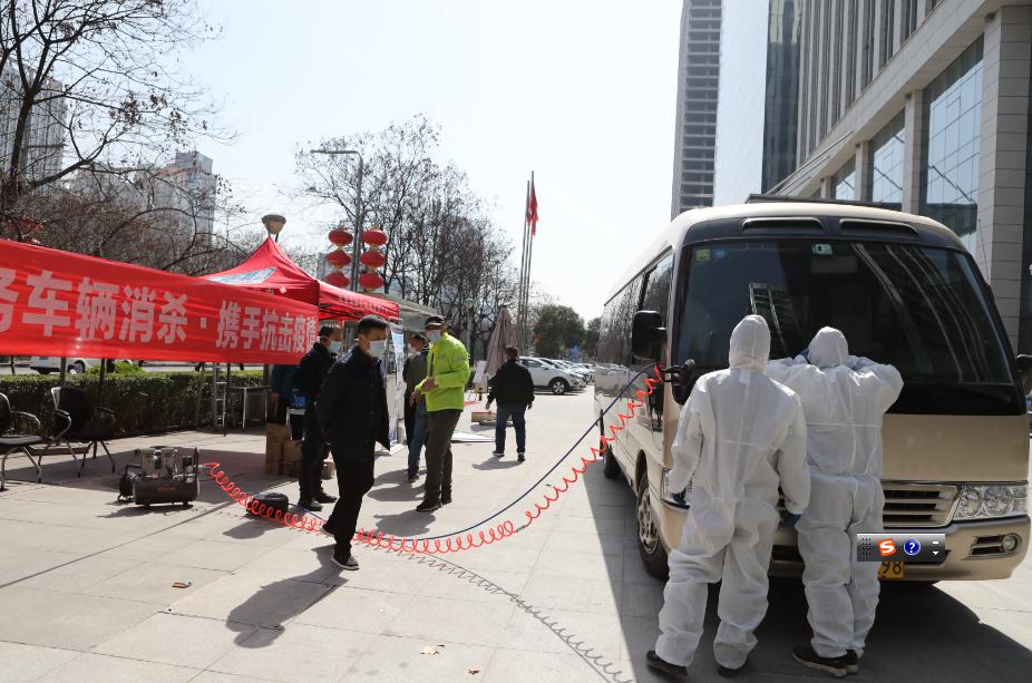 好人老万和他的车班弟兄们