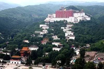 康熙研制了治天花方法吗,康熙的天花被谁治好