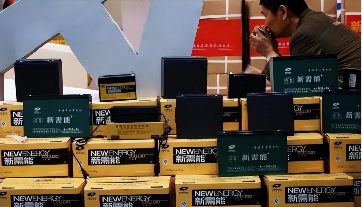 电动车电池换新的旧的怎么处理,电动车换电池注意事项大全