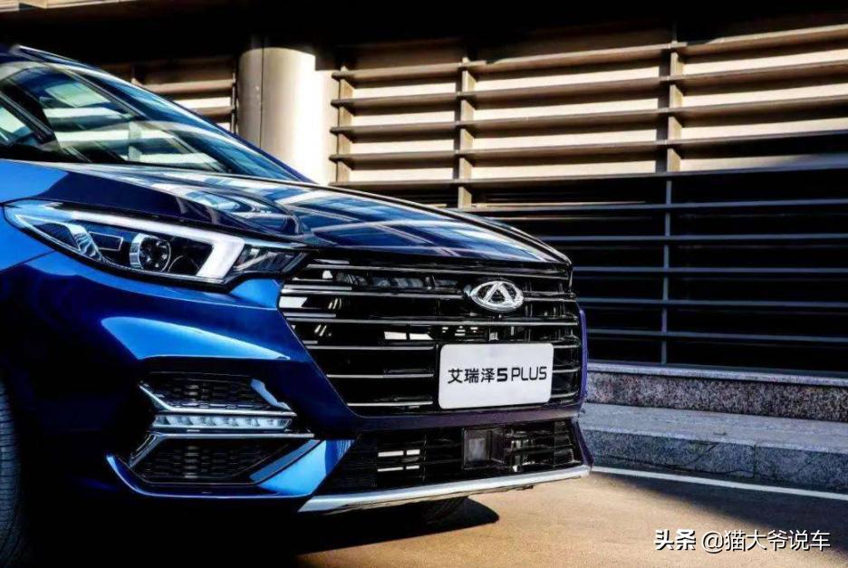 油耗高到离谱的四款车,这3款车定价亲民