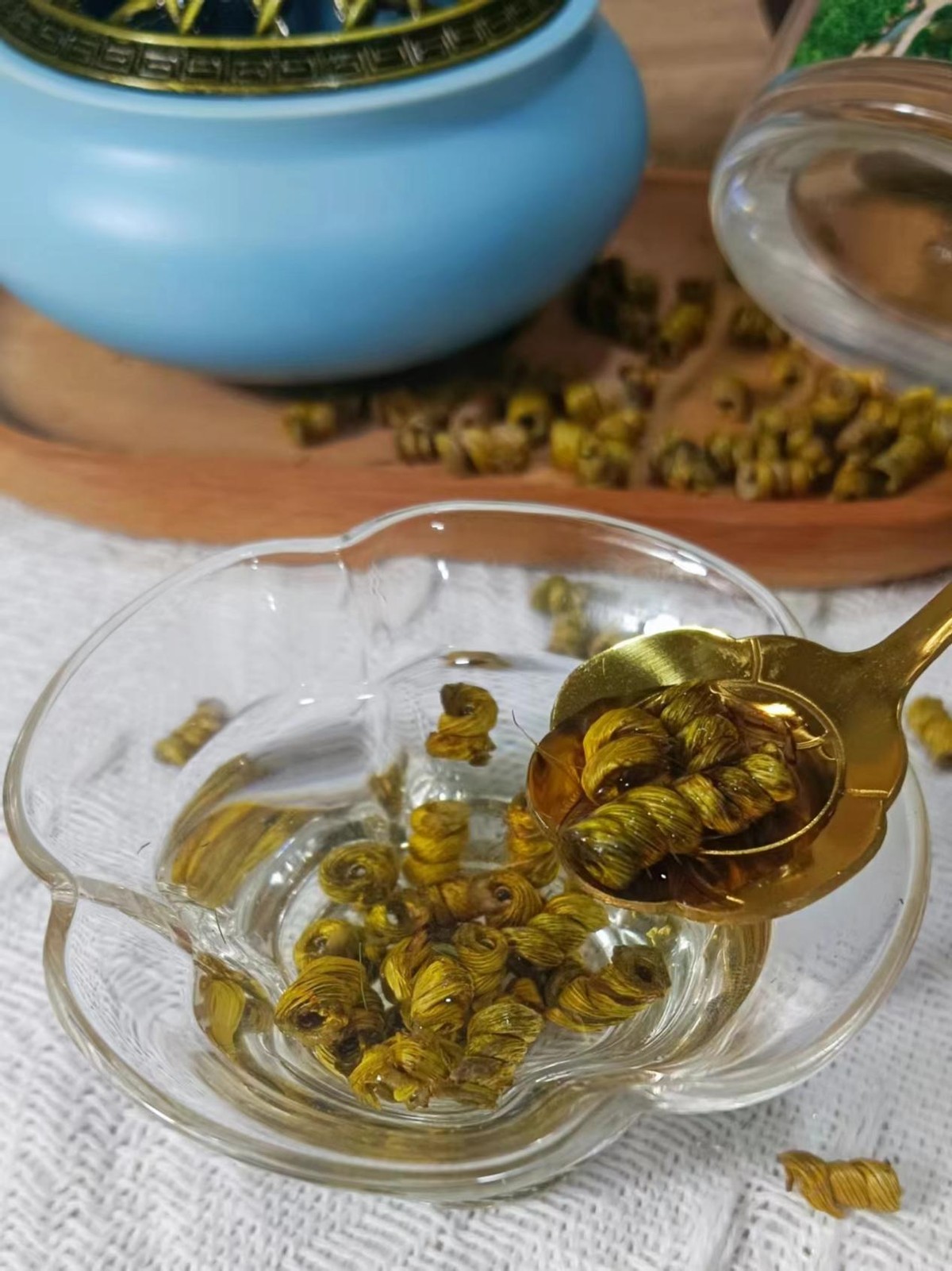 新鲜铁皮石斛煲汤的吃法,干铁皮石斛煲汤的正确方法