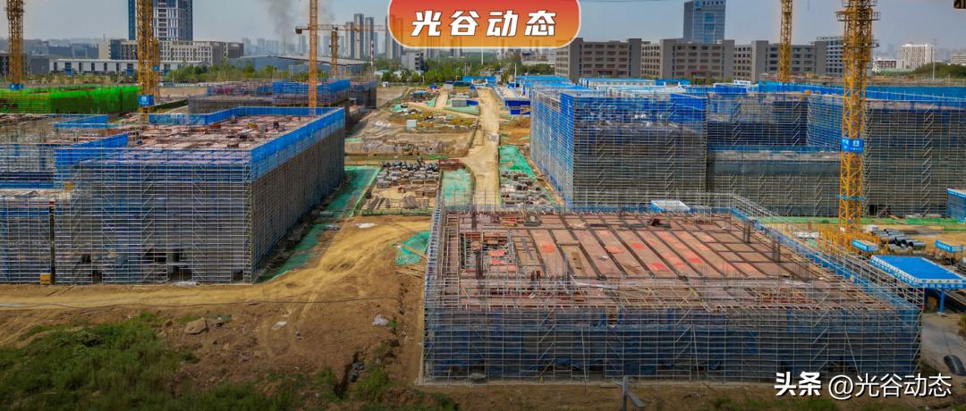 3个月不见,小米武汉科技园一期全面封顶