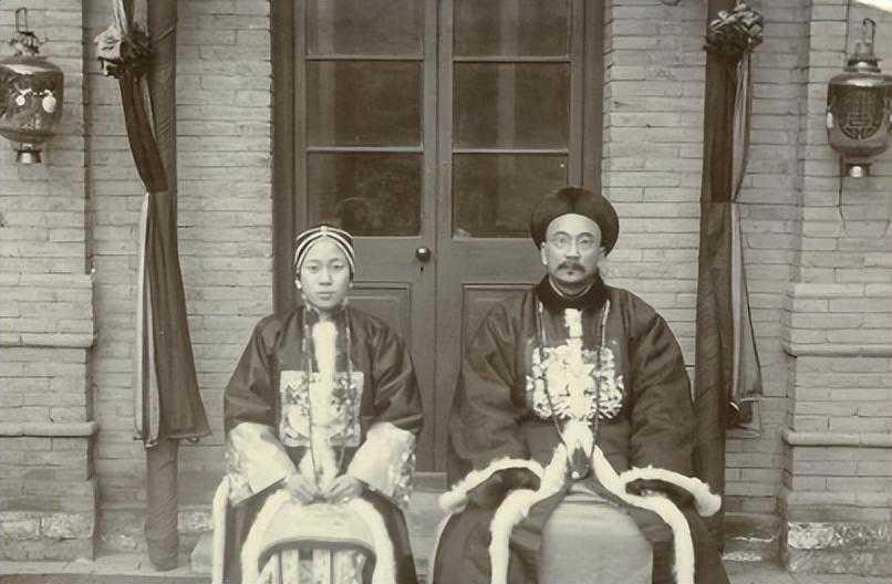 风姿绰约旗袍丽人图片大全,30张罕见的迷人老照片