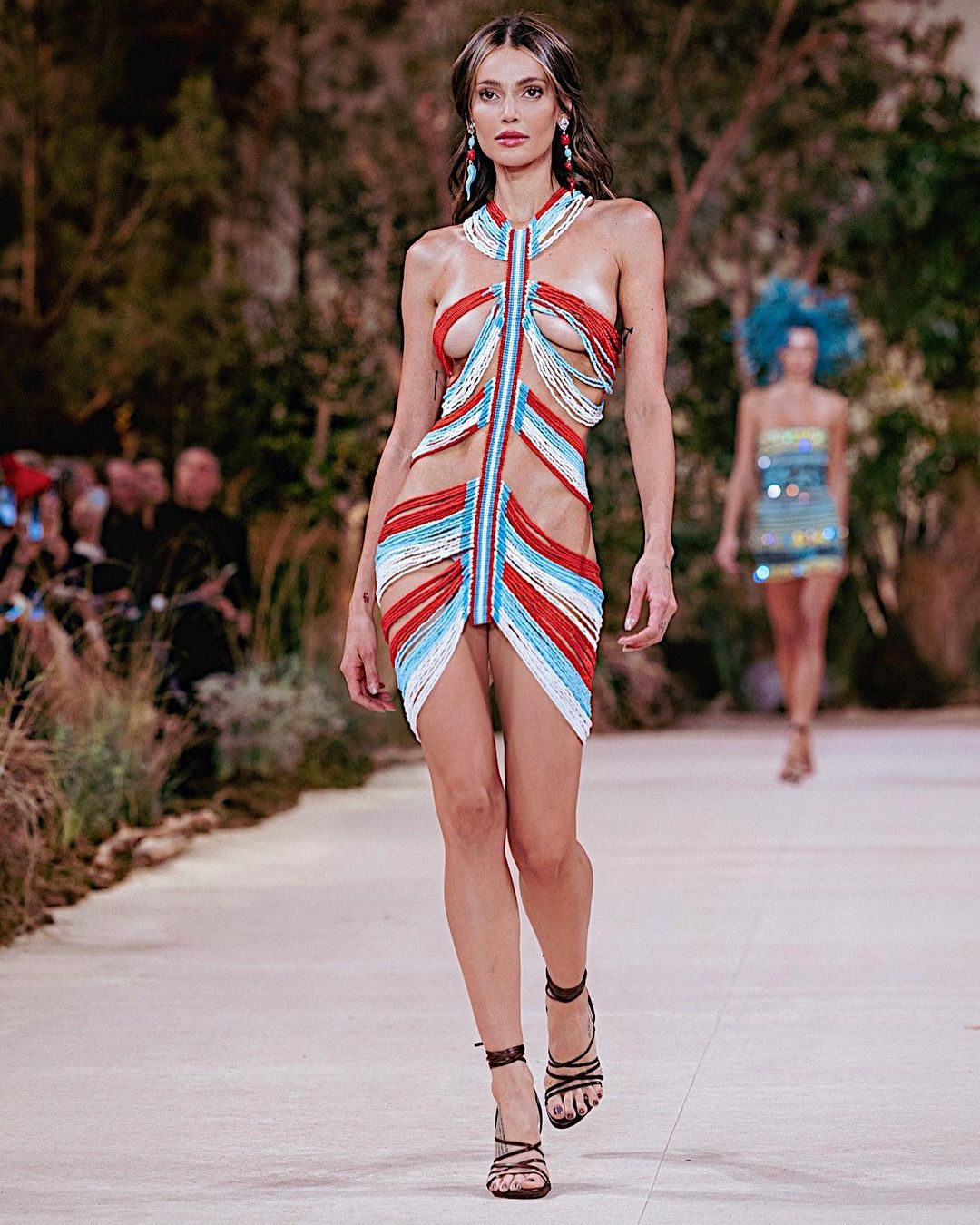 巴西最美的女人超模,她身材颜值不输柳岩