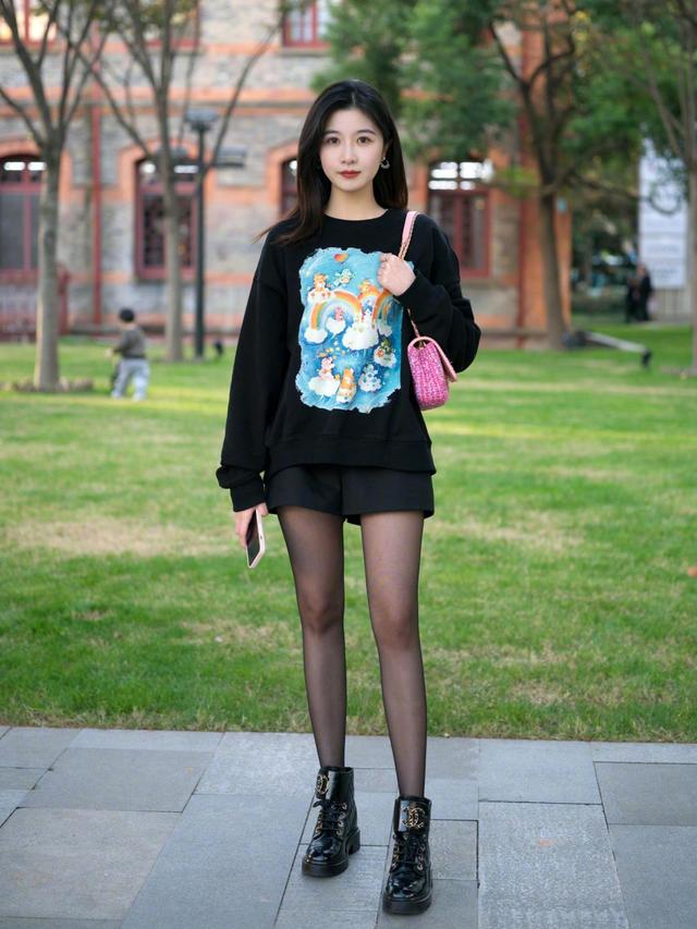 怎么穿黄菠萝袜丝袜才更好看,为什么你穿丝袜看着又土又假