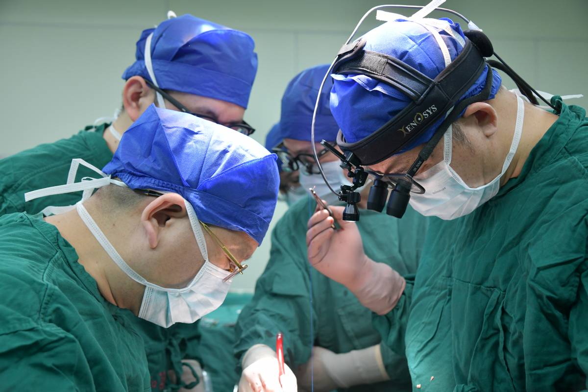 武汉协和医院心脏移植数量破千,位居国际先进行列