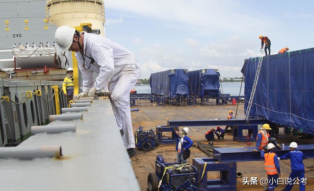 考进海关的才知道，工资一般，晋升难上加难！别说没告诉你！
