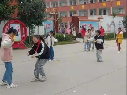 为中国足球梦想助力,为农村孩子筑梦爱心公益活动