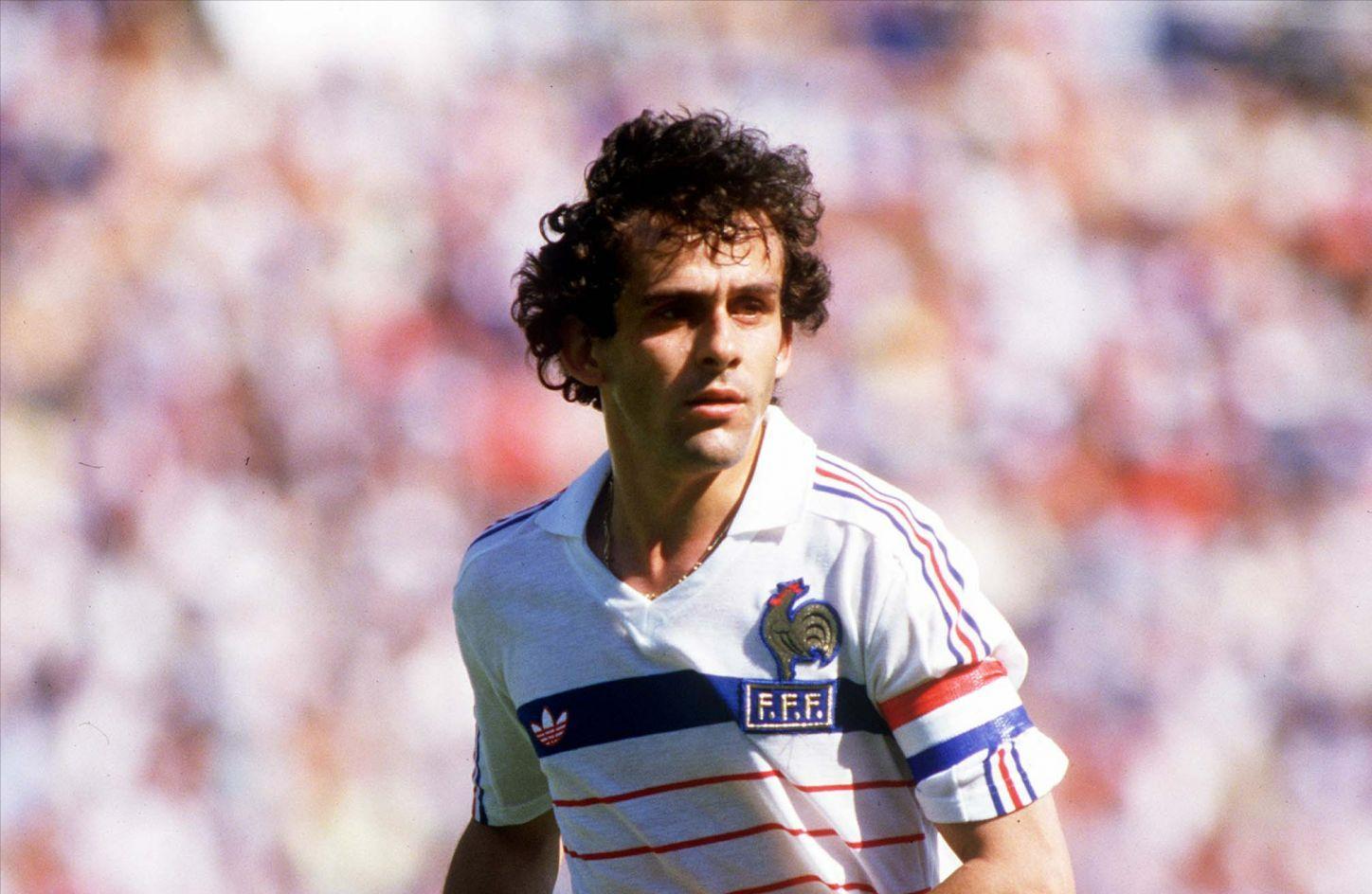 足坛最强右脚前锋,足球十大左脚射门高手