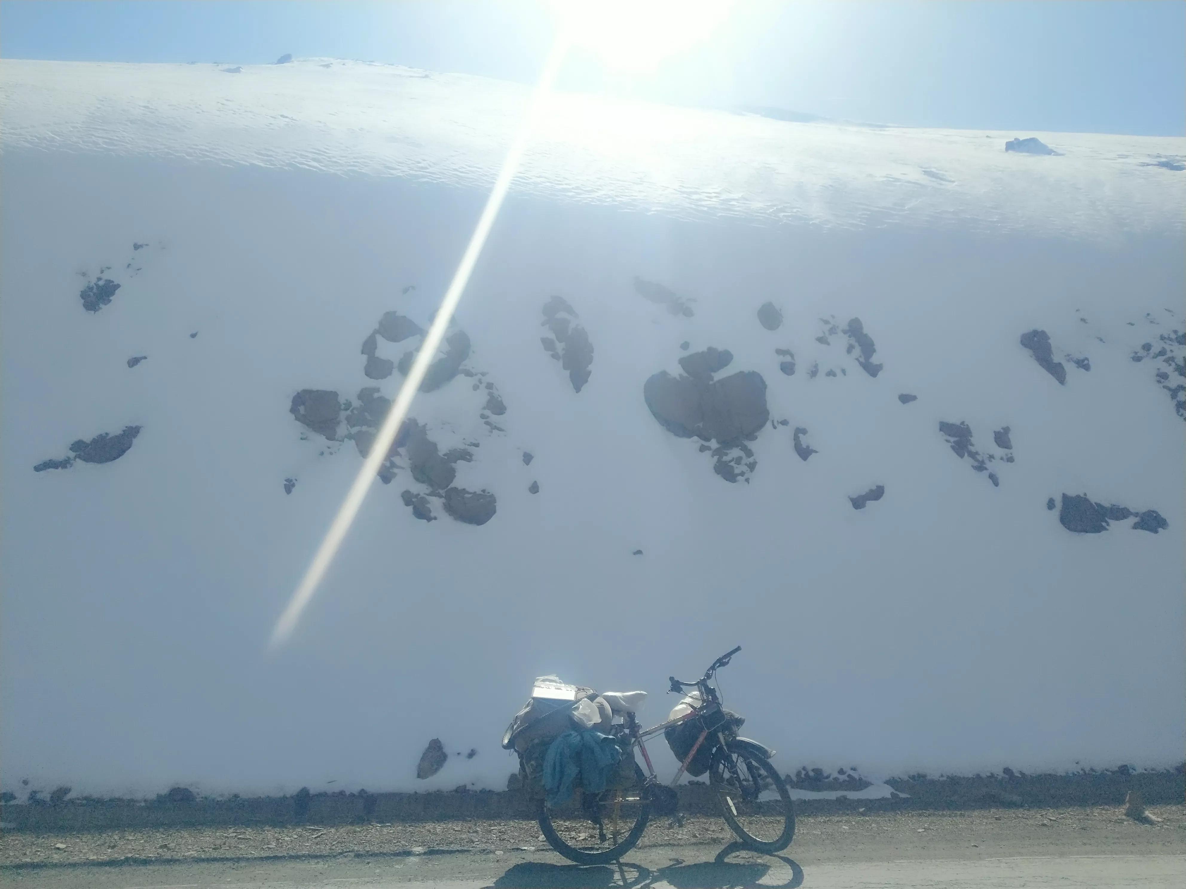 从甘肃翻越祁连山到青海,从肃北到青海沿途风景