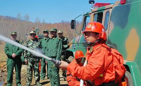 赵本山幕后金主，花百万买手机号，最终为何锒铛入狱?