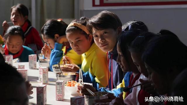 王霜邀追风女孩到武汉特训,王霜给追风女孩的一封信