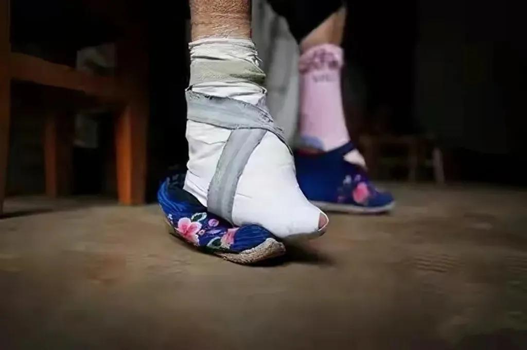 《沙漠之花》非洲女性割礼引发的思考