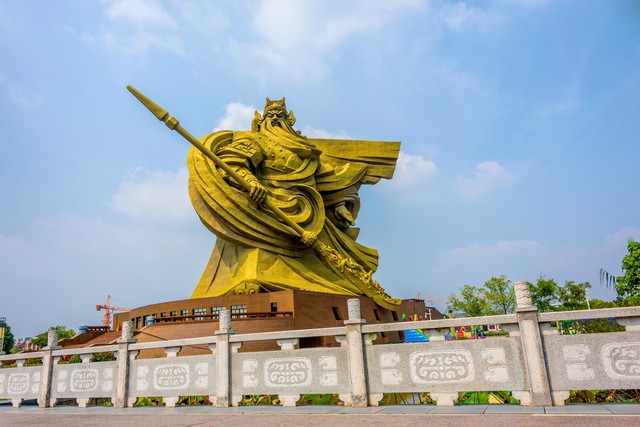 三国开篇讲的什么话,读了三国演义我想说什么