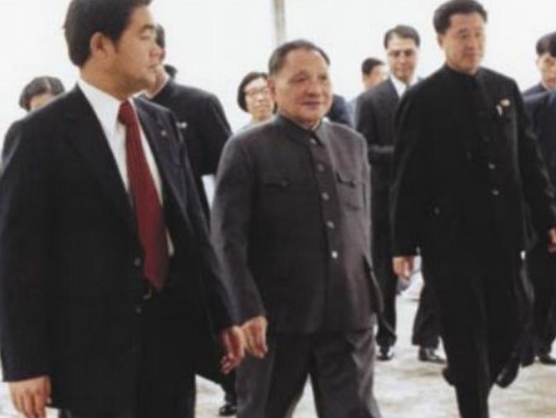 1978年日本记者刁难*小平邓**，问*鱼岛钓**属于哪国，邓公：交给后代吧