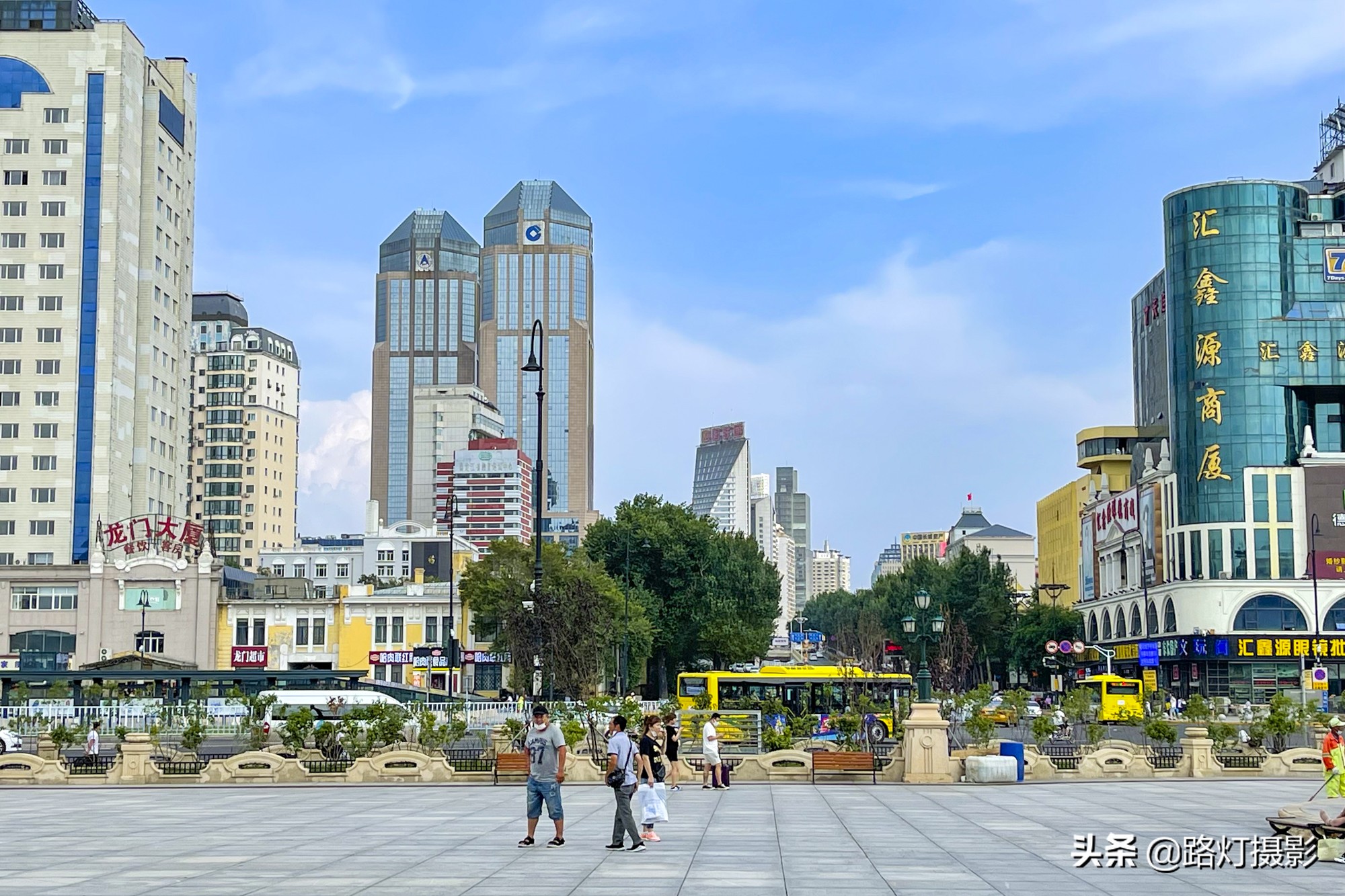 人口跌破1000万,“东方小巴黎”辉煌不再,哈尔滨到底怎么了?