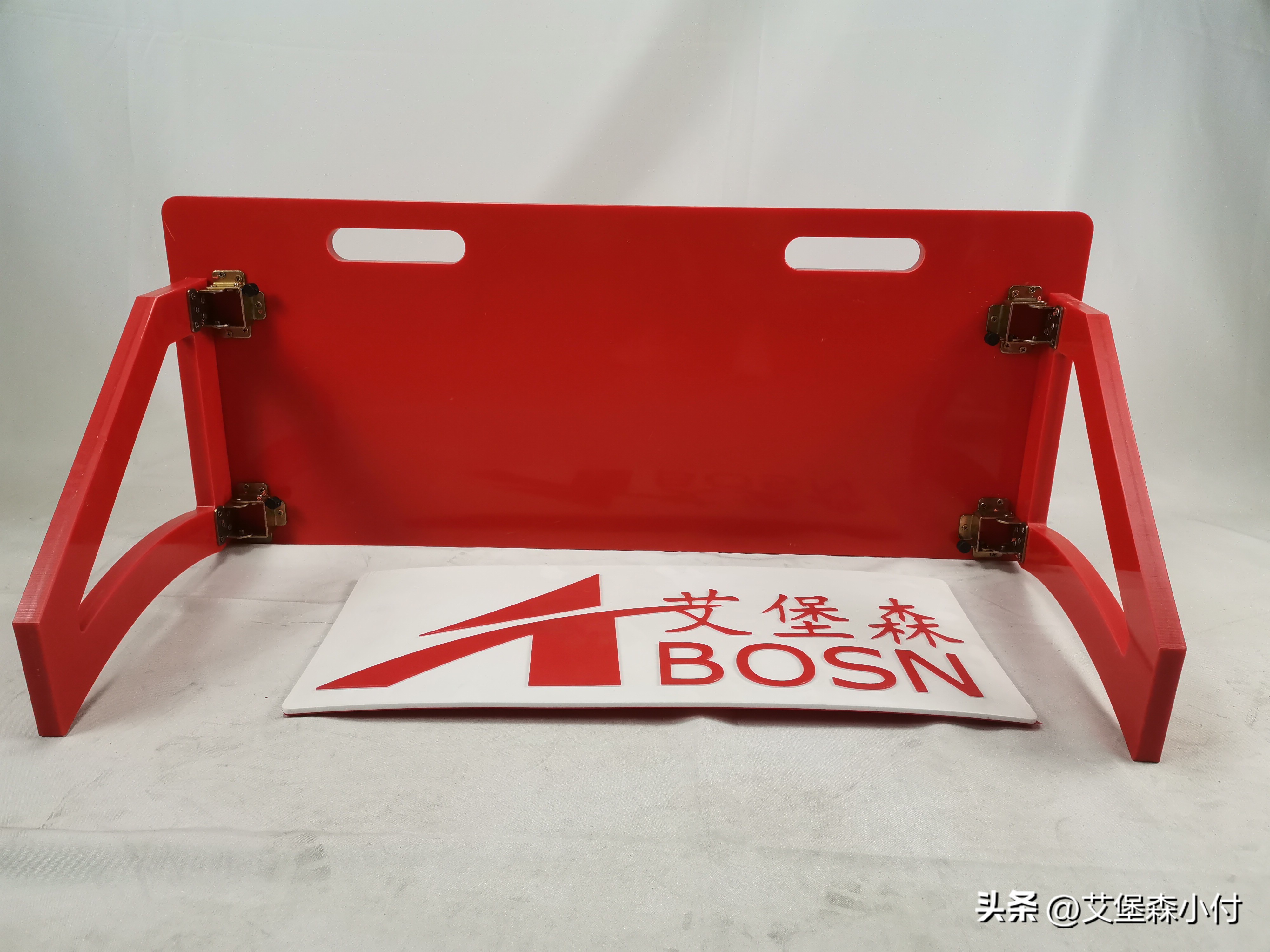 足球球性反弹球训练,足球训练射门反弹板