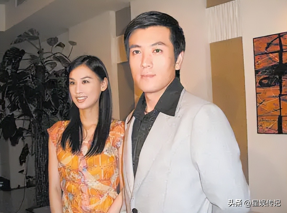 藏了这么多年的零花钱被发现,藏了十几年的零花钱