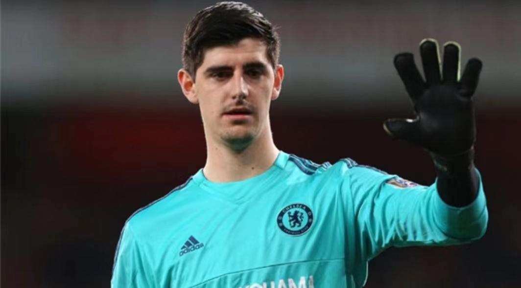 梅西c罗姆巴佩19岁的他们谁更强,同一年龄段的c罗梅西姆巴佩