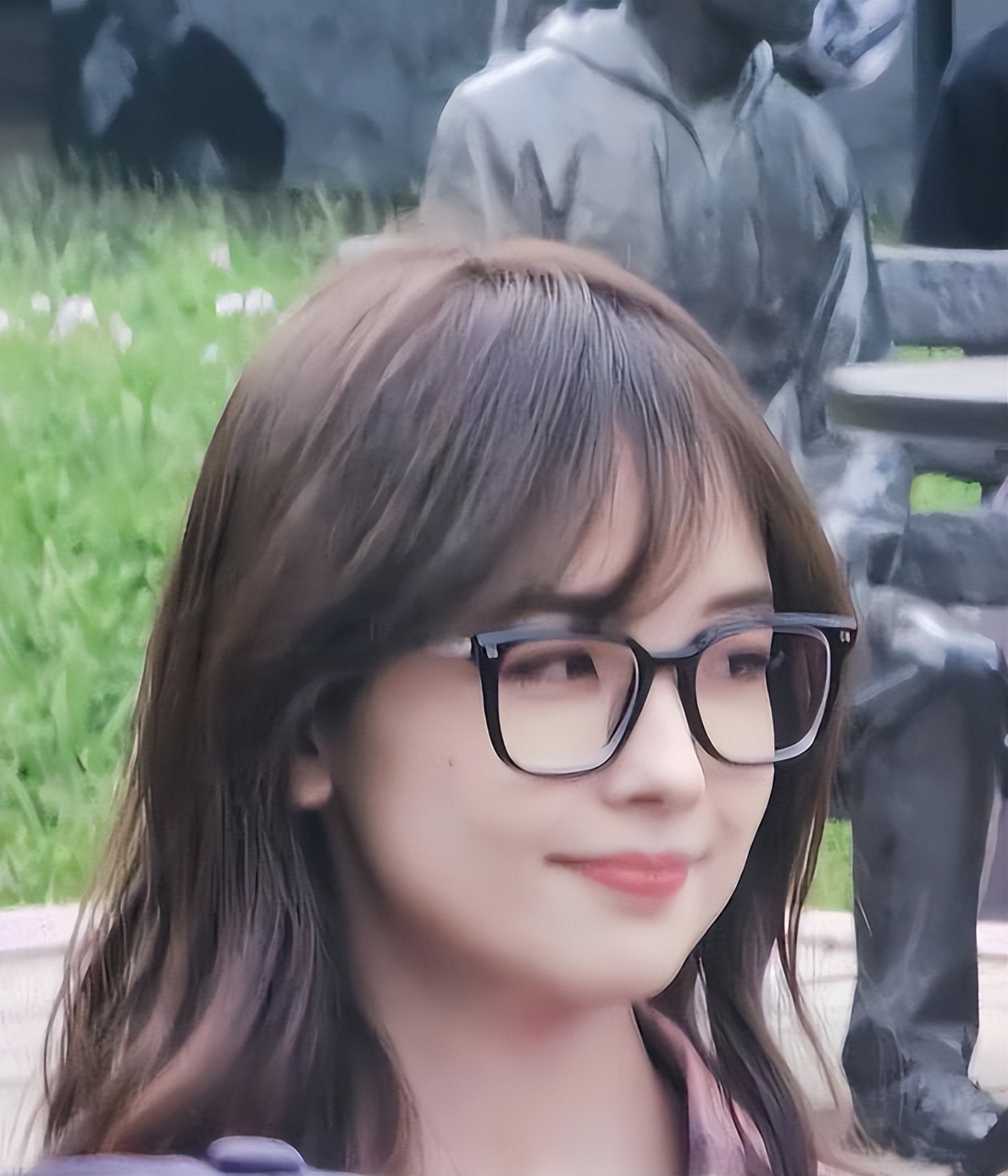 王冰冰现身中传照片,王冰冰现身中传校园