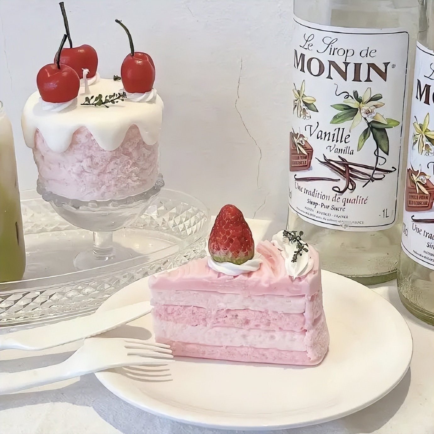 2022微信朋友圈背景图小清新,2022红色朋友圈背景图干净简约