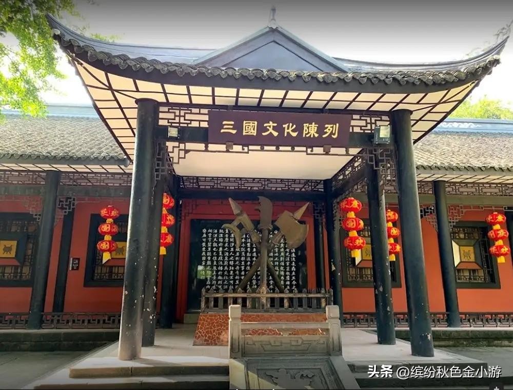 南阳武侯祠探访三国故地,武侯祠是介绍三国的吗