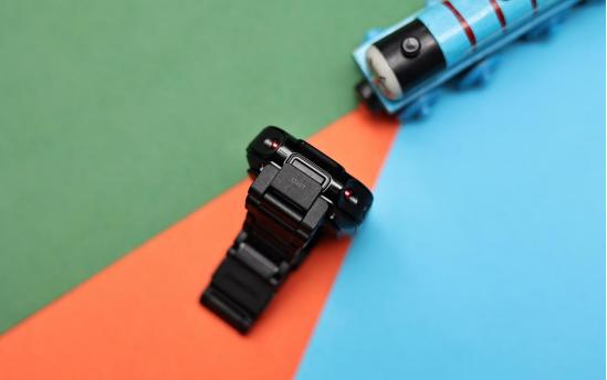 华为儿童手表5XPro深度体验：可翻转、可摘取屏幕，玩法更有趣