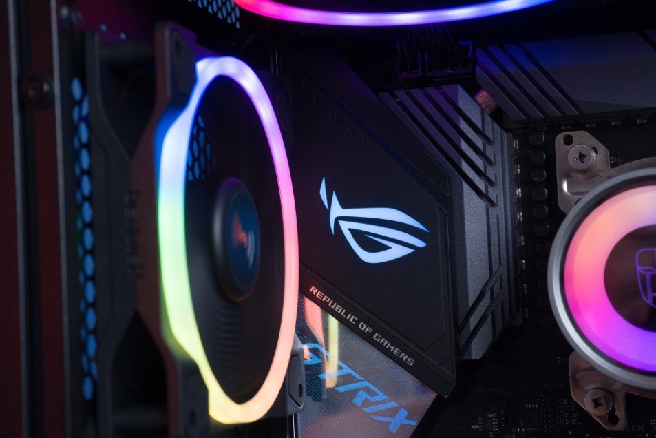 1000块6把风扇，是什么样的体验？德静界LightWings装机