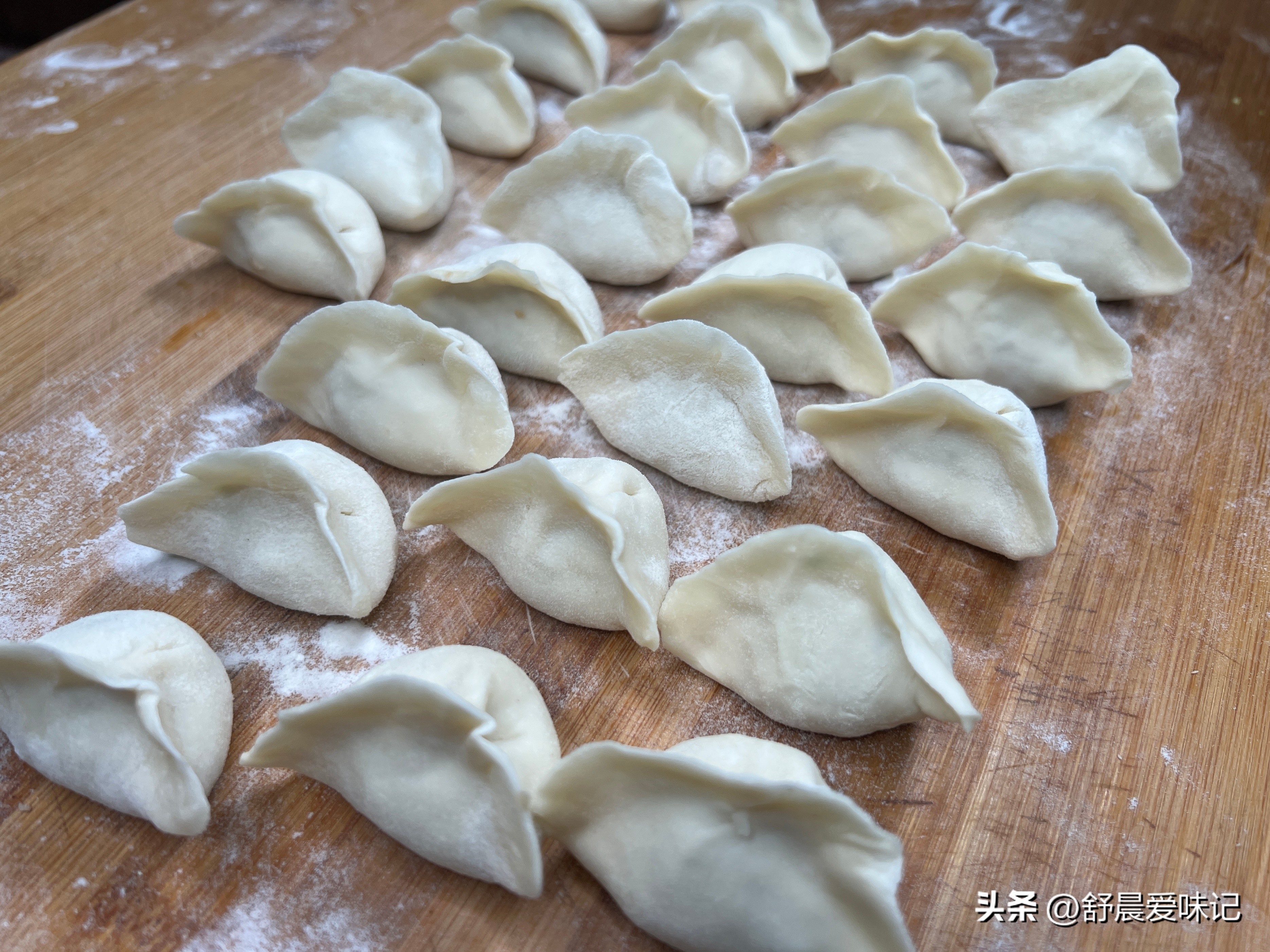 用圆白菜包肉馅做法大全,用圆白菜做菜包