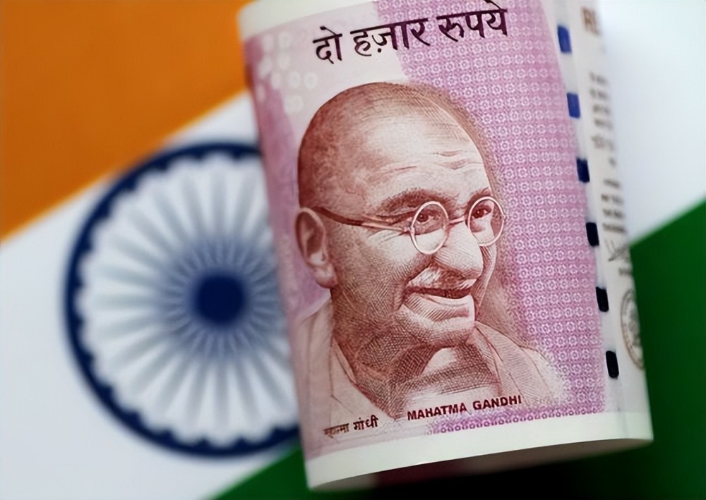 印度卢比为什么不值钱,俄罗斯手里的卢比最后怎么办